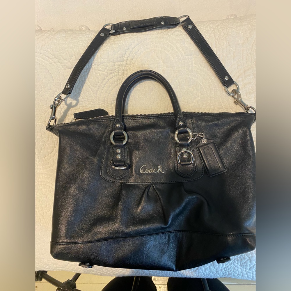 Coach Ashley 15447 Black Leather Convertible Satchel Bag Purse Purple Lining